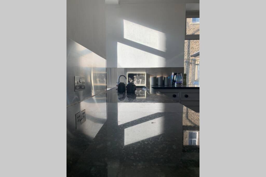 فيلا Spacious With Spectacular Views And Private Garden بكستون المظهر الخارجي الصورة